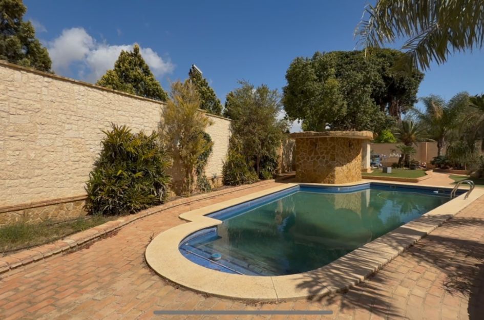 Villa in Los Nietos Viejos