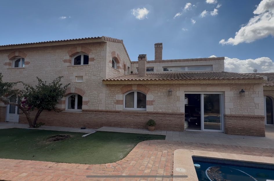 Villa in Los Nietos Viejos