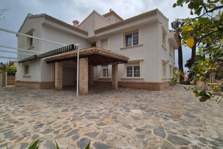 Villa in Orihuela Costa