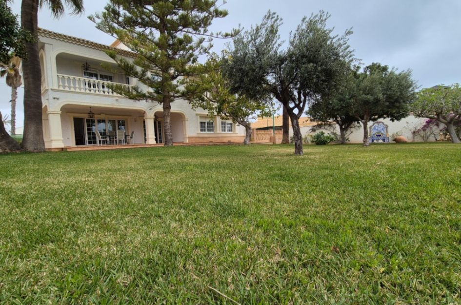 Villa in Orihuela Costa