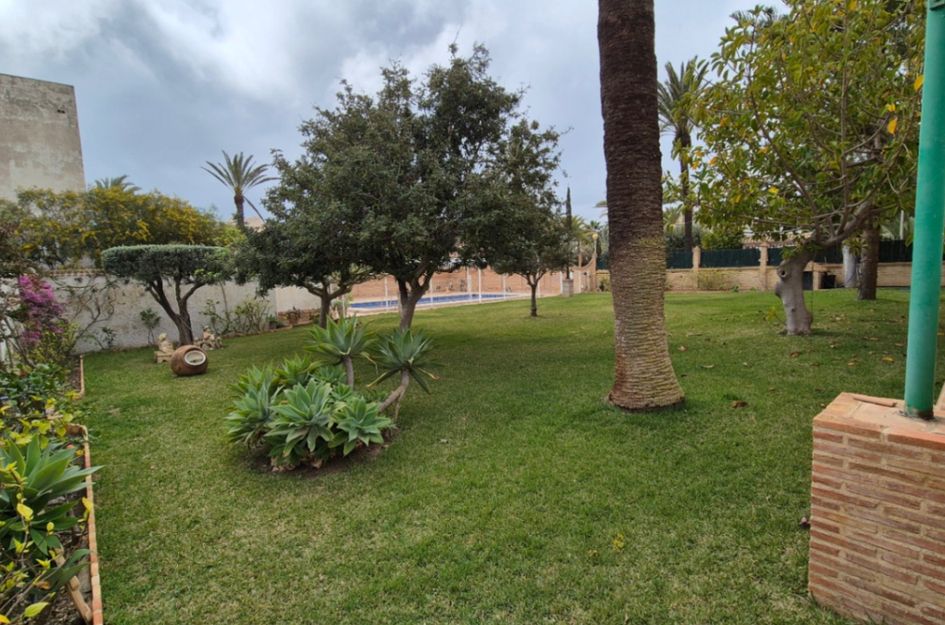 Villa in Orihuela Costa