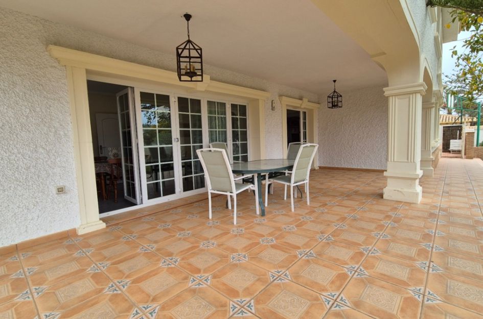 Villa in Orihuela Costa
