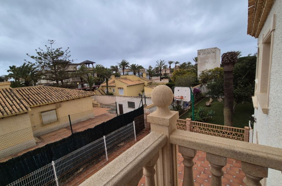 Villa in Orihuela Costa
