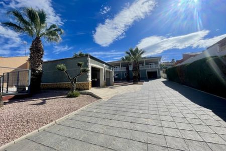 Villa in Kendall West