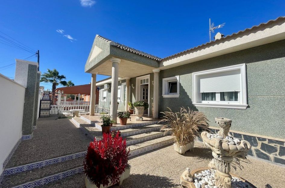 Villa in Kendall West