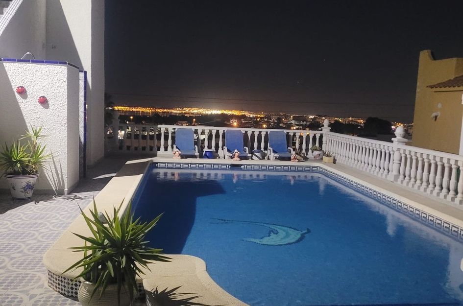 Villa in Villamartin