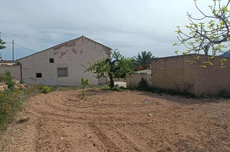 Villa in Algayat