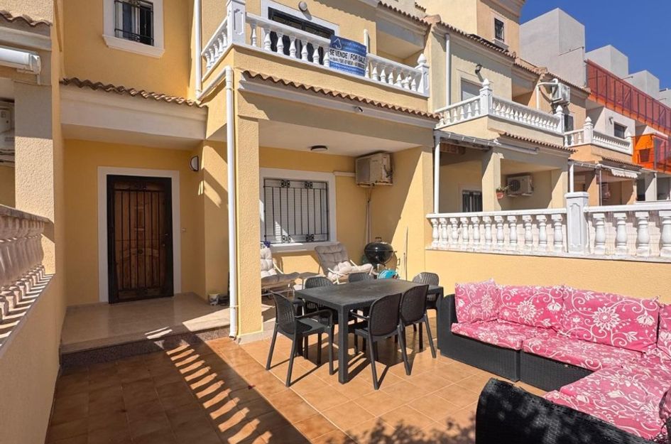 Huis in Castillo de Don Juan