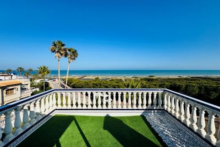 Duplex in Campomar