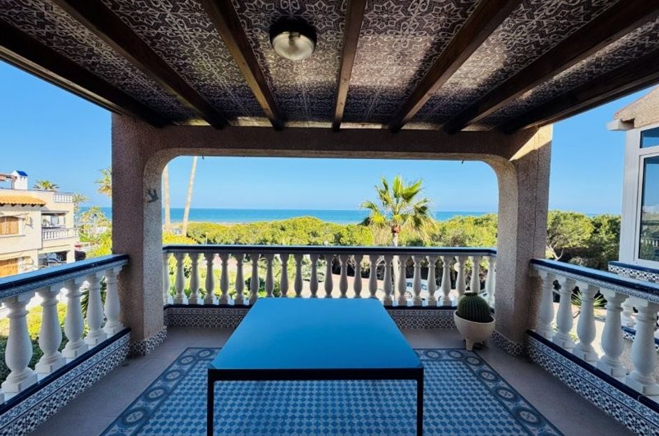 Duplex in Campomar