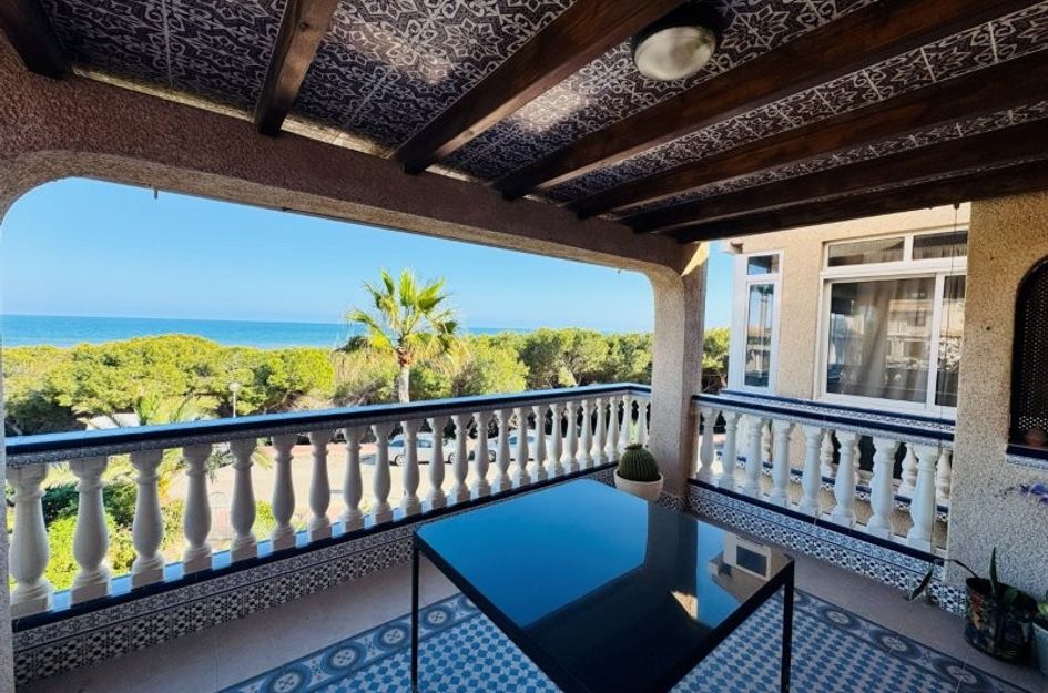 Duplex in Campomar