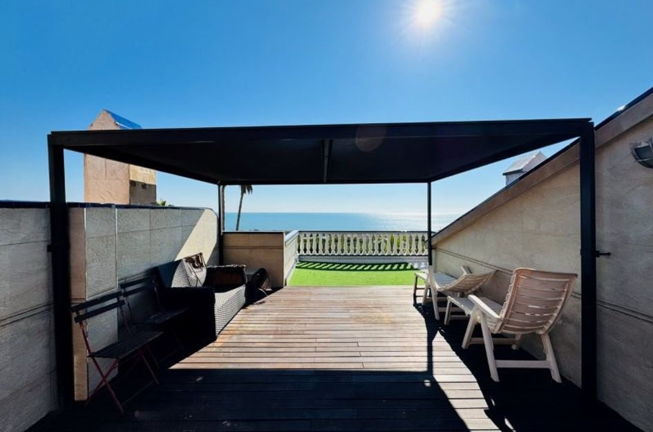 Duplex in Campomar