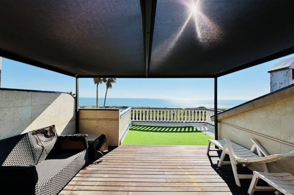 Duplex in Campomar