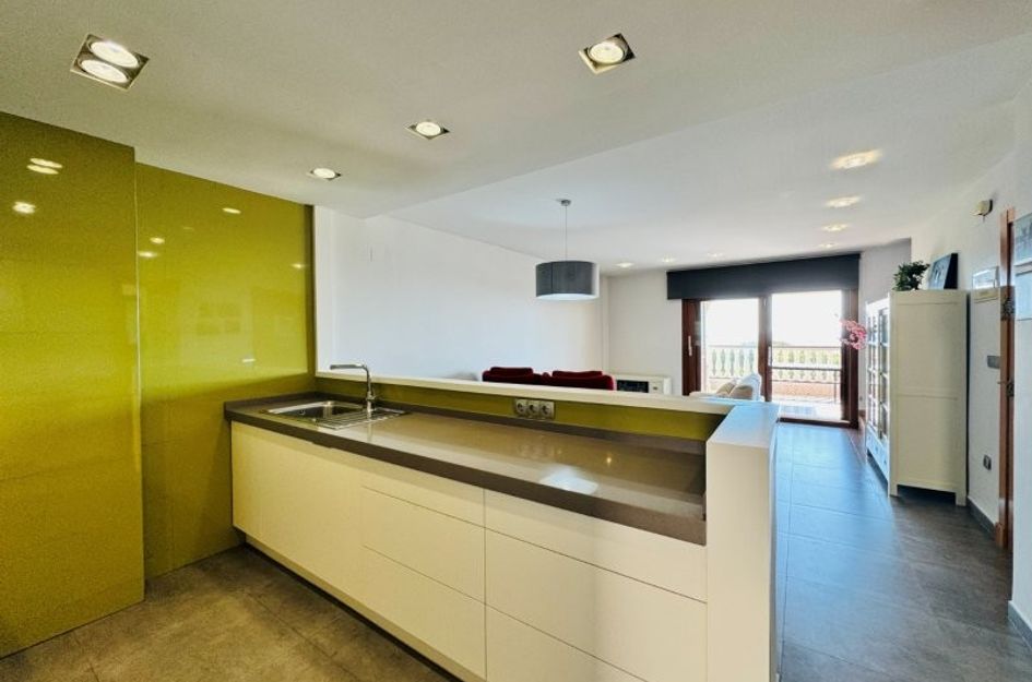 Duplex in Campomar