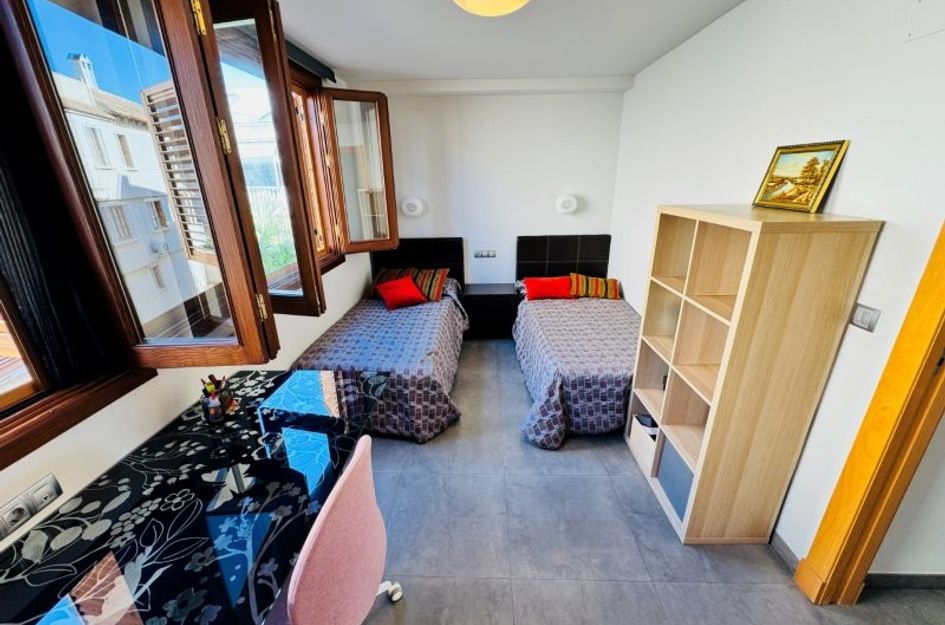 Duplex in Campomar