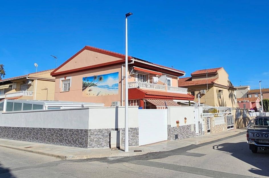 Huis in Santiago de la Ribera