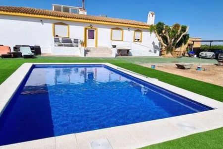 Villa in San Miguel de Salinas