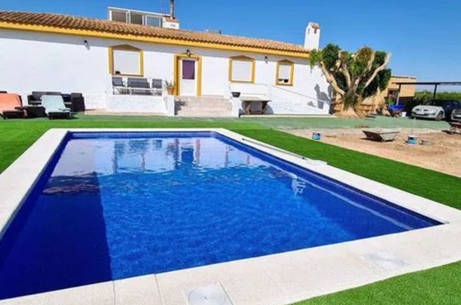 Villa in San Miguel de Salinas