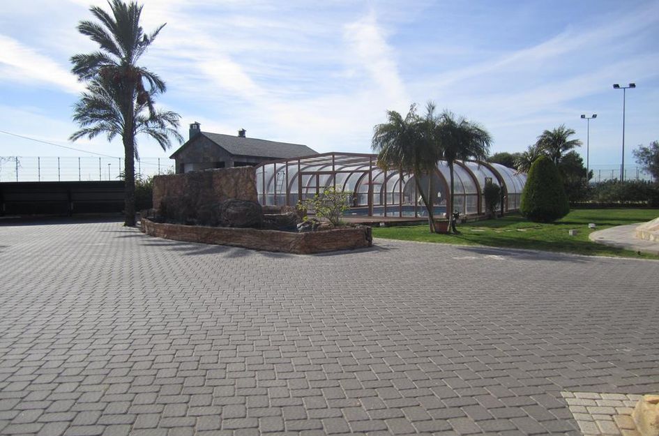 Villa in Los Montesinos