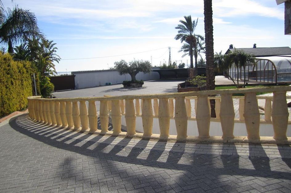 Villa in Los Montesinos