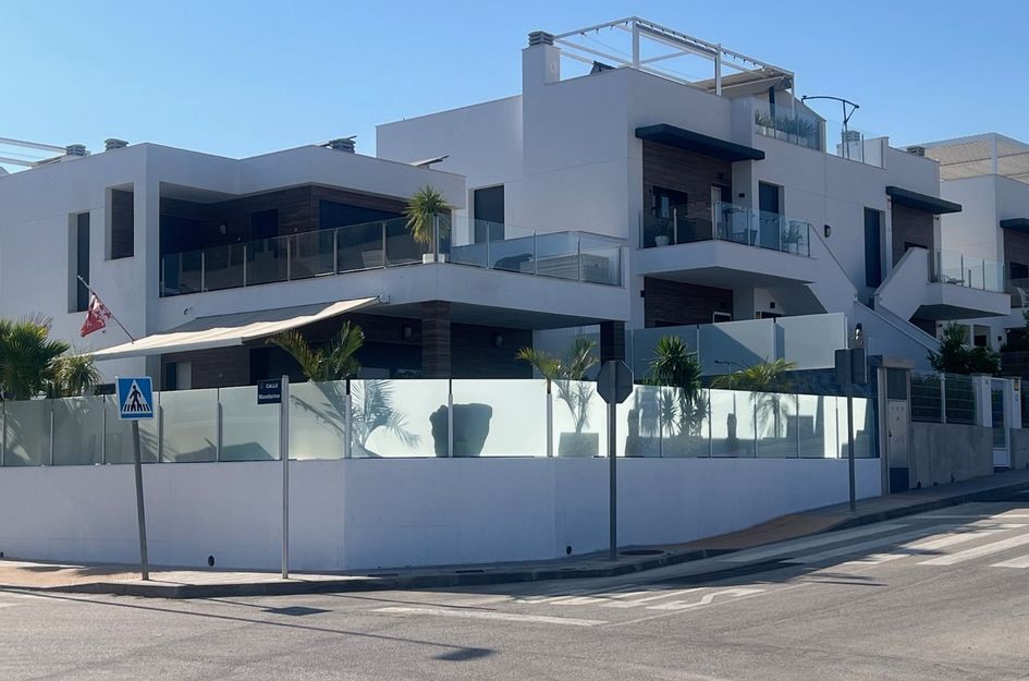Villa in Los Montesinos