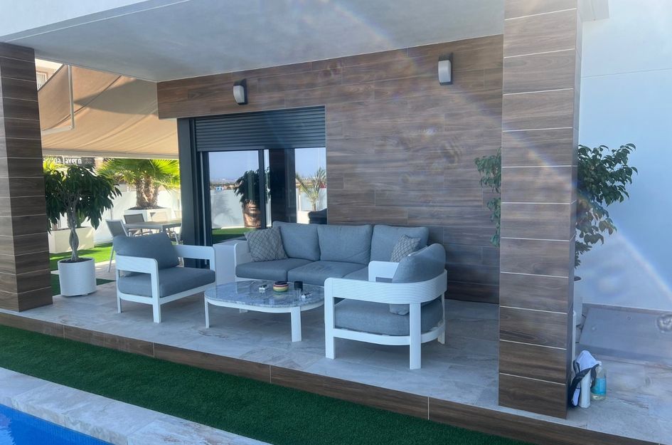 Villa in Los Montesinos