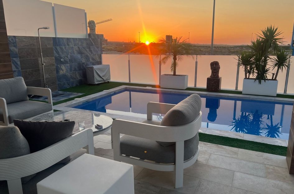 Villa in Los Montesinos