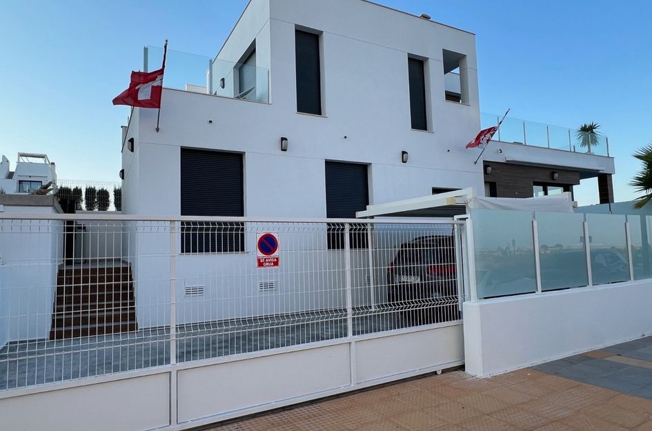 Villa in Los Montesinos