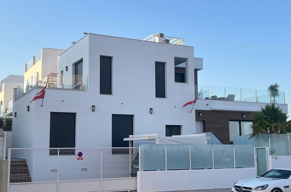 Villa in Los Montesinos