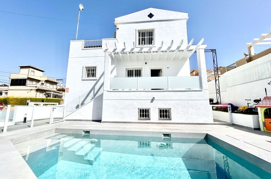 Villa in Villamartin