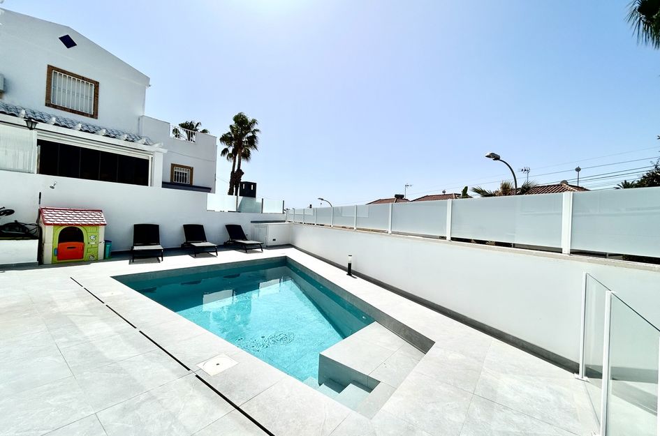 Villa in Villamartin