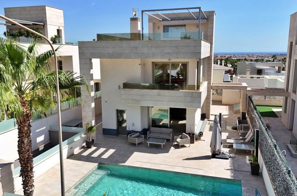Villa in Villamartin