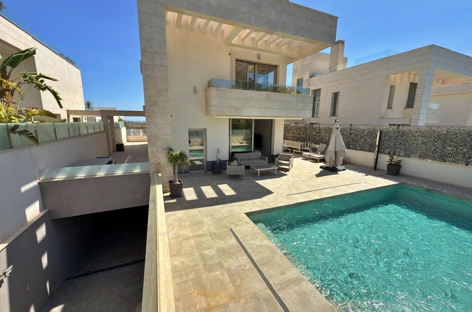 Villa in Villamartin