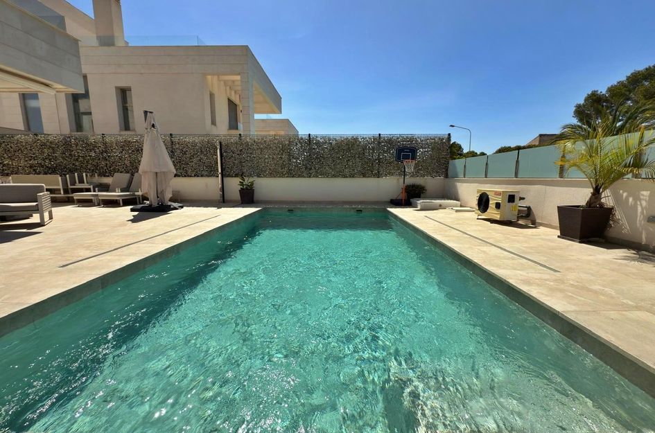 Villa in Villamartin