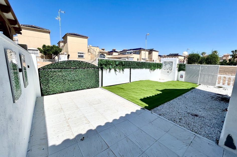 Huis in Punta Prima