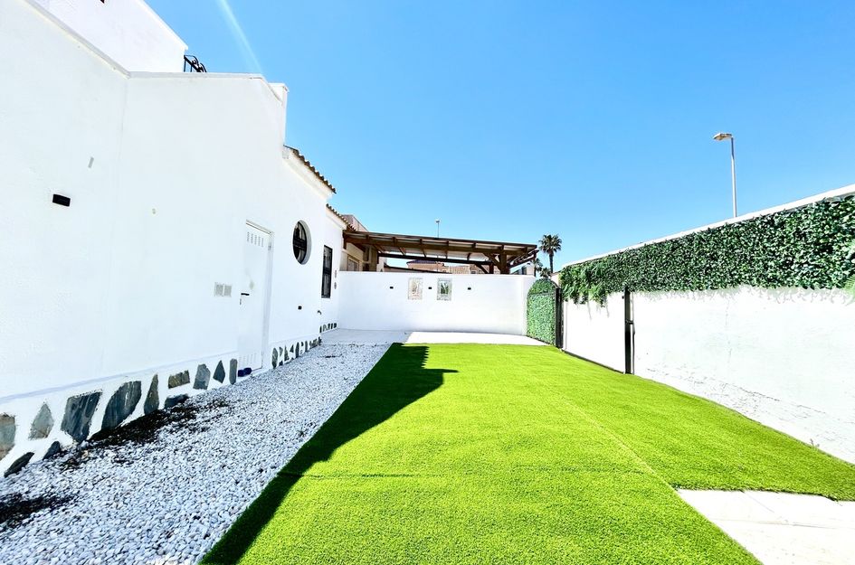 Huis in Punta Prima