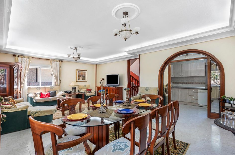 Villa in Quesada
