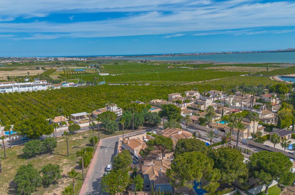 Villa in Quesada