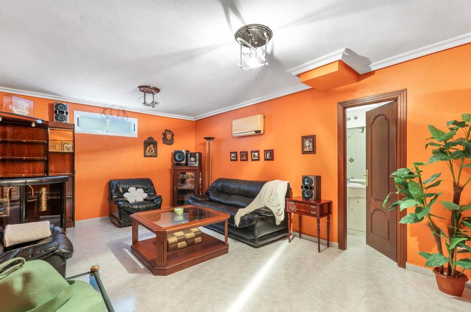 Villa in Quesada