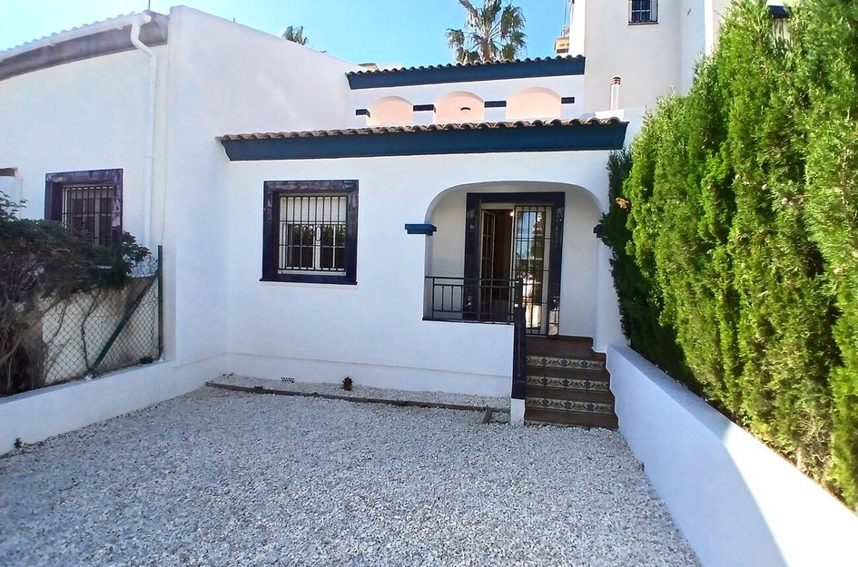 Bungalow in Res. Las Filipinas