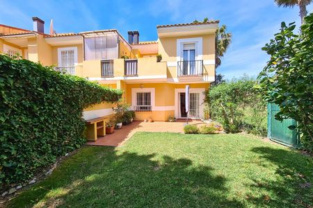Huis in Puerto de la Duquesa