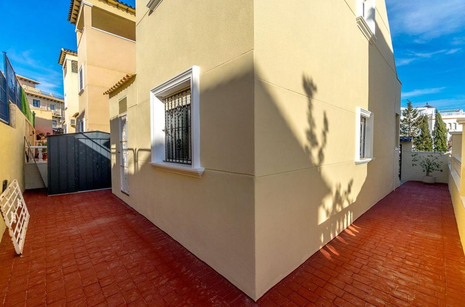 Villa in Dehesa de Campoamor