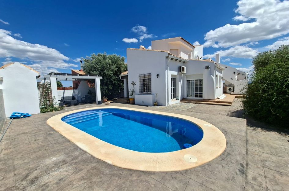 Villa in Caserío Los Cabañiles
