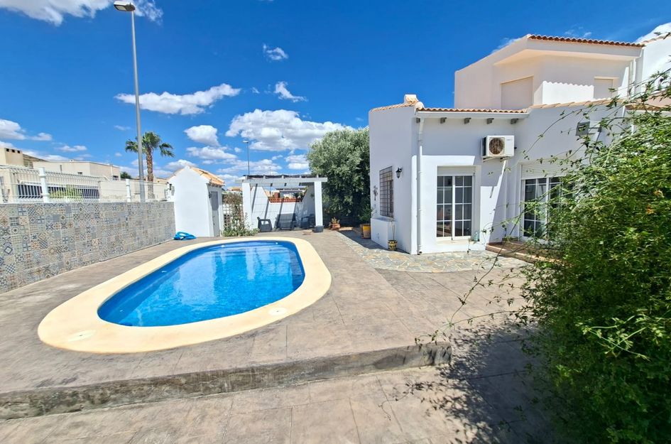 Villa in Caserío Los Cabañiles