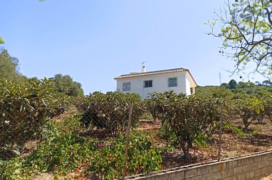 Finca in Urbanización Puerto de Estepona