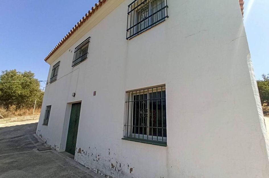 Finca in Urbanización Puerto de Estepona