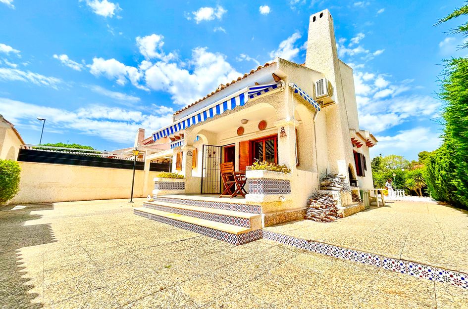 Villa in La Zenia
