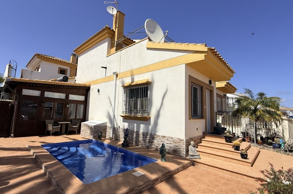 Huis in Jerónimo y Avileses