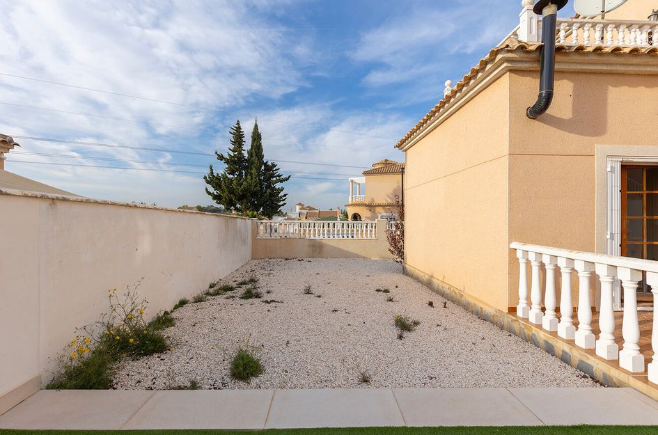 Villa in Montebello
