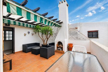 Huis in Puerto de la Duquesa
